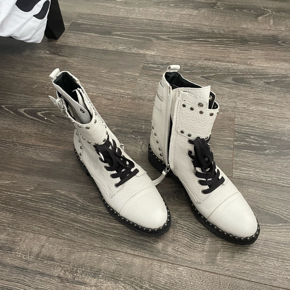 Sam Edelman - Size 7 1/2 - White Studded Leather Combat Boots - 1.5” Heel Woman